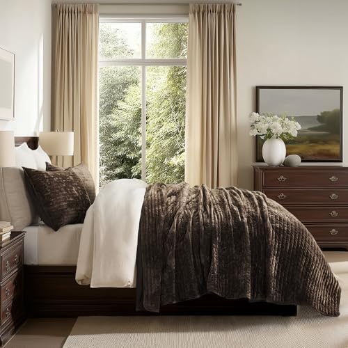 EverGrace Stripe Channel Luxury Velvet Quilt Set King Size, Walnut
