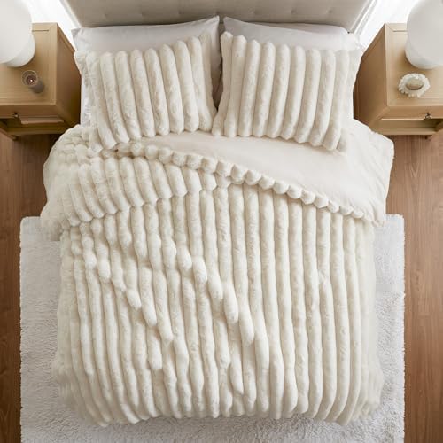 Madison Park Jasmine Luxurious Plush King Comforter Set, 3 Piece