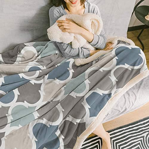 Sherpa Fleece Blanket 60x80 in | Fluffy & Soft Plush Reversible Sherpa