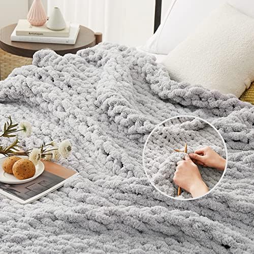 L'AGRATY Chunky Knit Throw Blanket for Couch, 50'' x 60'' Knit Throw