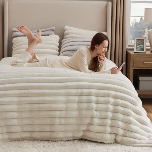 Bedsure Faux Fur King Comforter Set, Striped Fluffy Bedding Sets Beige