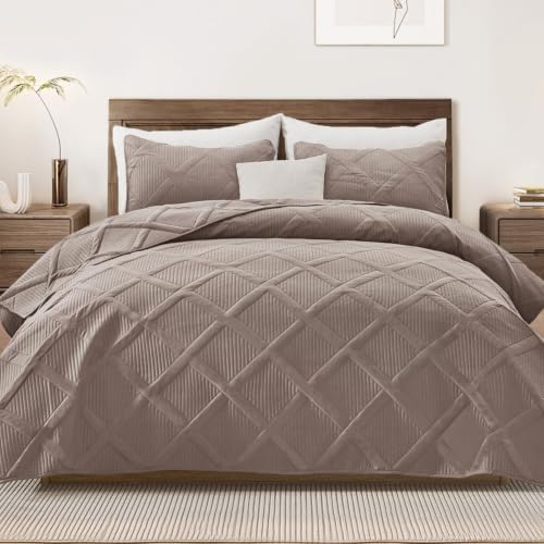Exclusivo Mezcla 3-Piece Soft Quilt King Size Bedding Set, Taupe