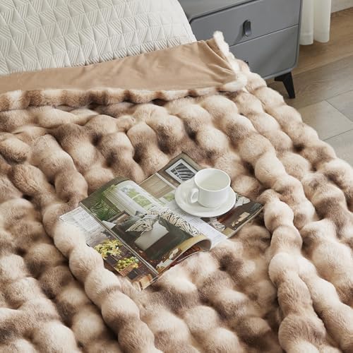 VFROO Ultra Plush Bubble Faux Rabbit Fur Blanket – 950GSM Thick Fluffy