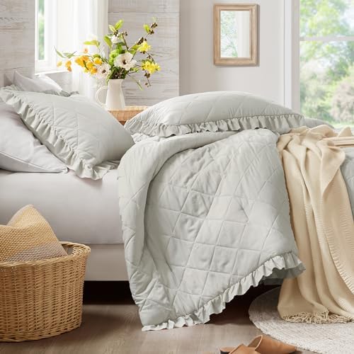 Degrees of Comfort Ruffle Edge Comforter Set - Full/Queen Gray
