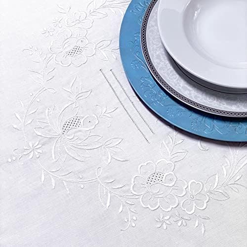 Table Cloth (White, 60x102 Oval)