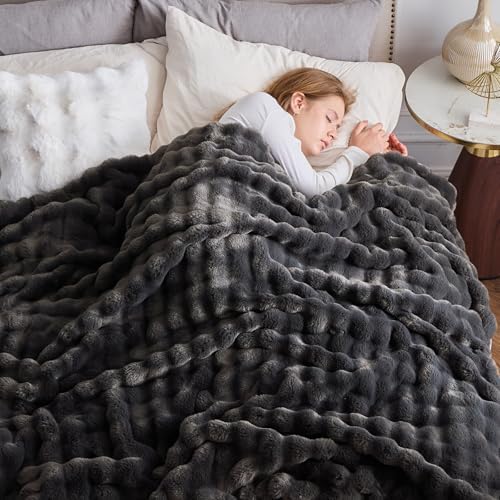 NEWCOSPLAY Faux Fur Fluffy Bubble Twin Blanket for Couch, Grey