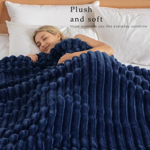Exclusivo Mezcla Striped California King Fleece Bed Blanket, Navy Blue