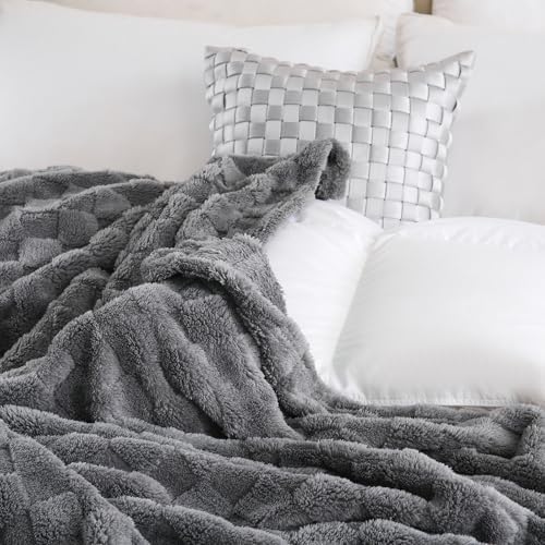 Grey Fleece Throw Blanket 50”×60”Checkered Design for Couch Sofa