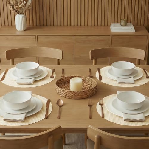 AHHFSMEI Round Placemats Set of 6 Woven Vinyl Non-Slip Heat Resistant