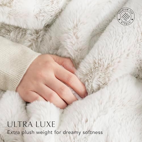 EVERGRACEHOME Mink Faux Fur Throw Blanket, Tipped Champagne Ivory