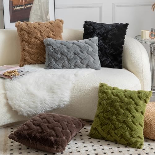 Yaertun Set of 2 Decorative Throw Pillow Covers Thick Plush Wool Throw