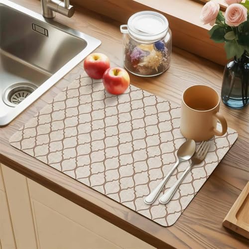 Faux Leather Placemats Set of 6 Moroccan Pattern Waterproof Heat