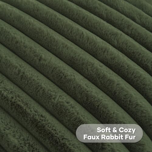 FUTEI Pack of 2 Faux Fur Throw Pillow Covers 22x22 Inch, Olive Green