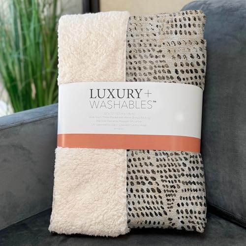 Addison Rugs ASB591 Beige 50" x 70" Oversized Sherpa Throw Blanket