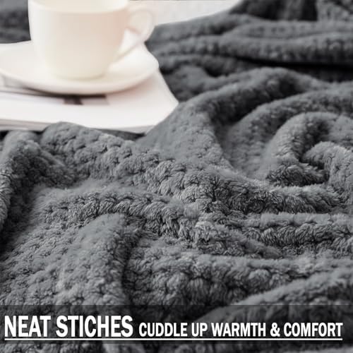 Exclusivo Mezcla Large Waffle Fleece Throw Blanket for Couch, Gray