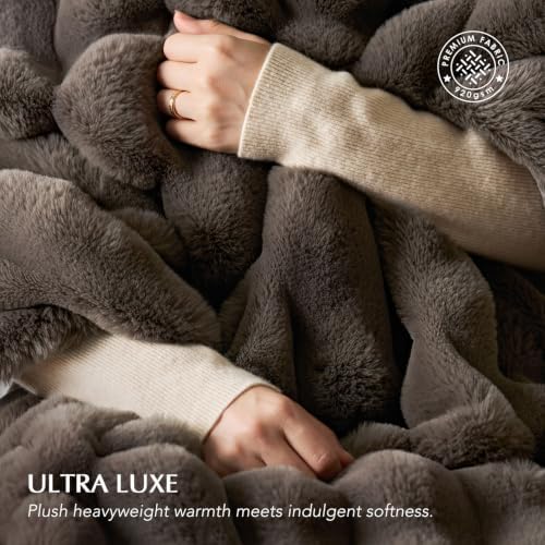 EverGrace Luxury Channel Faux Fur Throw Blanket, Dark Taupe, 50"x70"