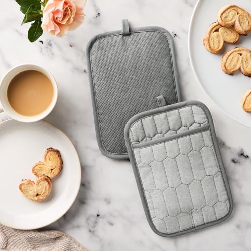 MARTHA STEWART Honeycomb Quilted Chambray Pot Holder 2-Pack Set, 100%