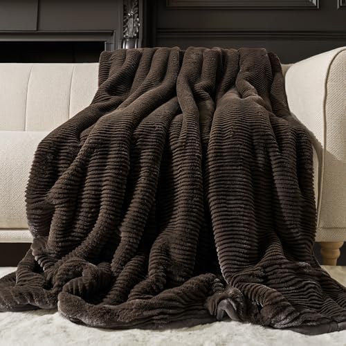 EVERGRACEHOME Faux Rabbit Fur Throw Blanket, 60''x80'', Dark Brown