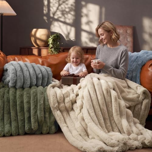 PHF Faux Fur Twin Blanket, 970 GSM Double-Sided, 60" X 80",Oak