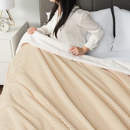 PAVILIA Sherpa Throw Blanket for Couch Sofa Bed, Chevron Ivory Beige