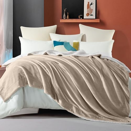 Elegant Comfort Ultra Soft Reversible Flannel Sherpa Blanket - Cozy