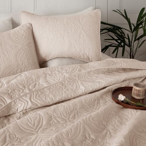 Whale Flotilla King Quilt Bedding Set Vintage Damask Reversible