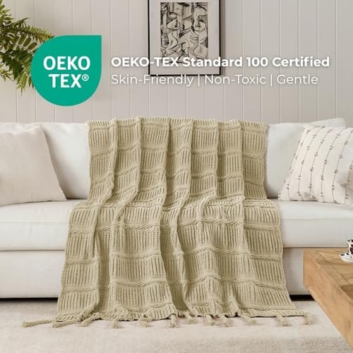 Boho Knitted Chenille Blanket with Tassels - Lightweight & Soft