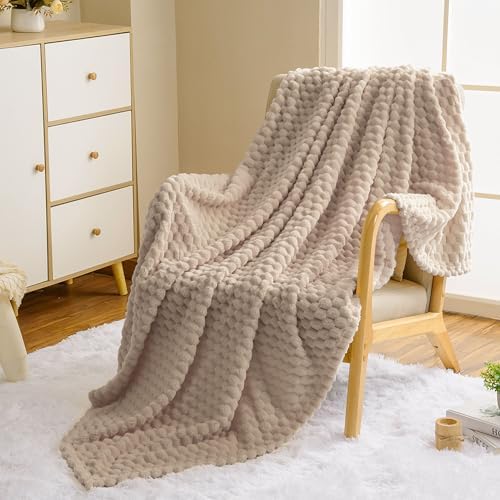 Vessia Flannel Fleece Throw Blanket(50x70 inch), 3D Jacquard Camel