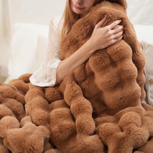 Super Comfort Oversized Warm Thick Bubble Luxury Plush Rabbit Faux Fur