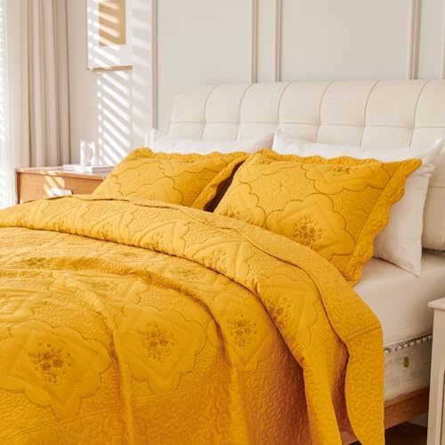 Cmfshape Floral Embroidery Quilt Set,3 Pieces Queen Quilt Bedding