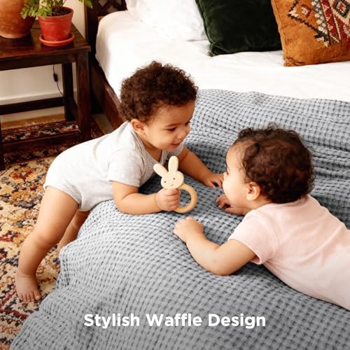 Bedsure Cooling Waffle Blanket for Hot Sleepers, Grey, Queen, 90"x90"