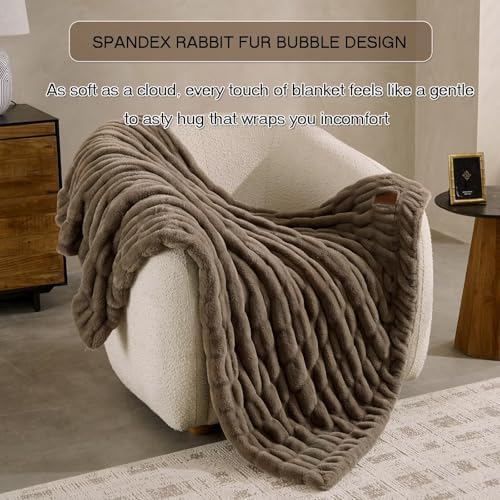 Double Side Faux Fur Throw Blanket,Cozy Soft Fuzzy Fluffy Faux Rabbit