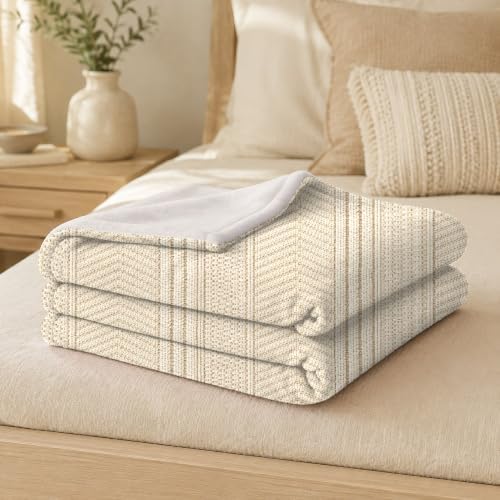 Cream Knit Pattern Print Throw Blanket, Soft Lightweight Flannel
