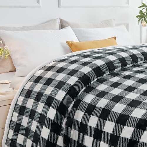 BEDELITE Black Whtie Buffalo Plaid Sherpa King Blanket for Bed