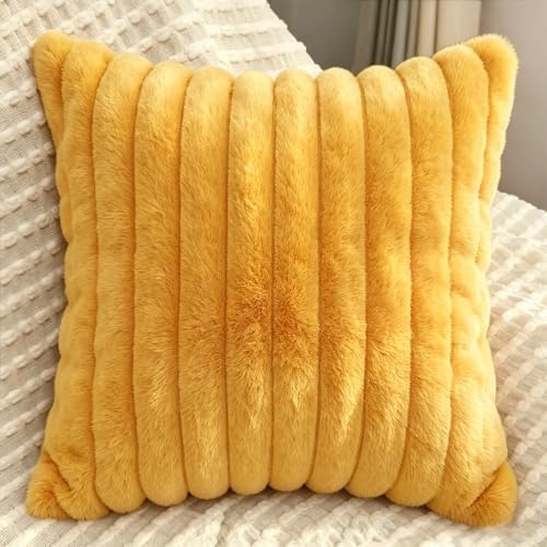 Bunliuys 2 Pack Pillow Covers, 20x20 Faux Fur Square Throw Pillow
