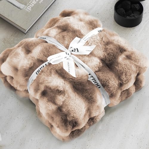 VFROO Ultra Plush Bubble Faux Rabbit Fur Blanket – 950GSM Thick Fluffy