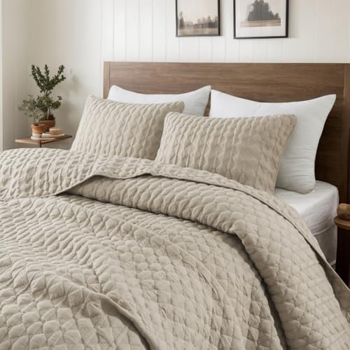 Beige Quilt King Size Bedding Sets with 2 Pillow Shams, Lightweight