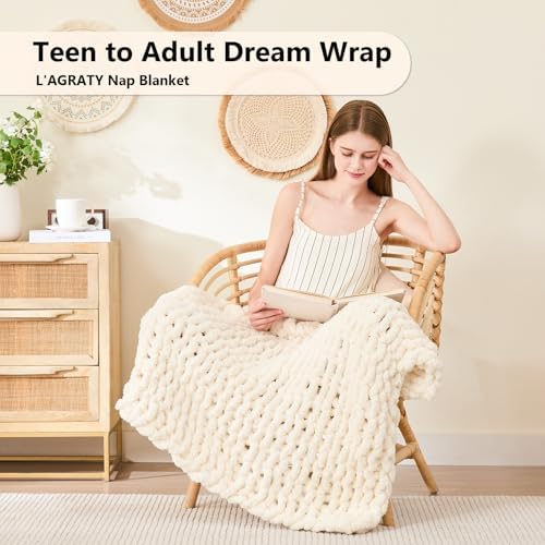 L'AGRATY Chunky Knit Throw Blanket for Couch, 30'' x 40'' Knit Throw