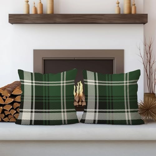 AOFANGGO Christmas Plaids Pillow Covers 18x18 Set of 2 Green Black