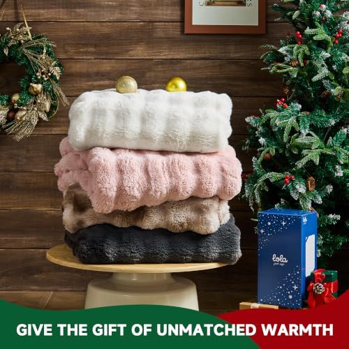 Ultra Soft Faux Fur Bubble Blanket King Size,Cream,108"x90"