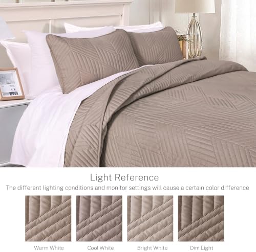 Exclusivo Mezcla Ultrasonic King Quilt Bedding Set, Taupe