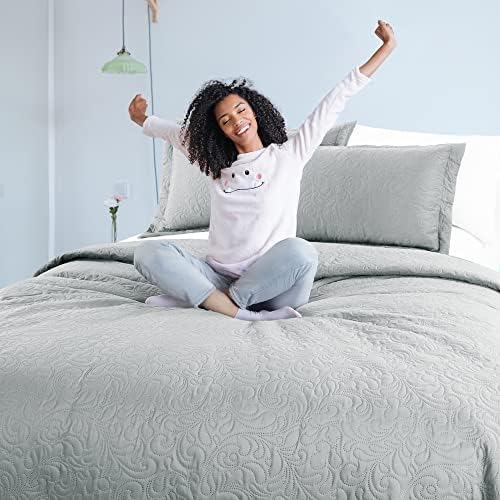 HOMBYS Alaska King 132x 120 Bedspread Coverlet Set, 3 Piece