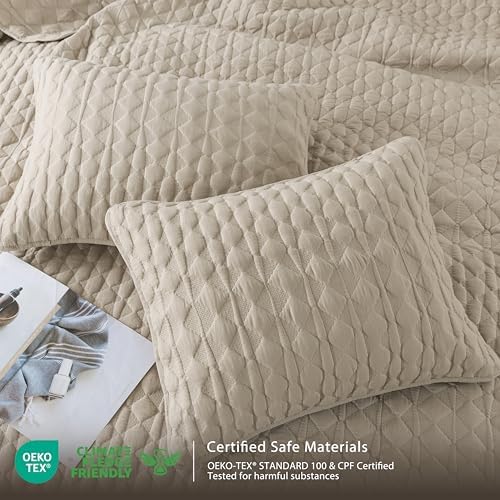 Beige Quilt King Size Bedding Sets with 2 Pillow Shams, Lightweight