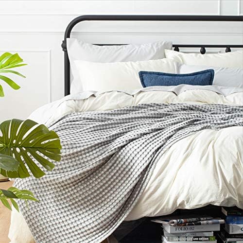 Bedsure Fleece Blanket and Cooling Cotton Waffle Blanket Queen Size