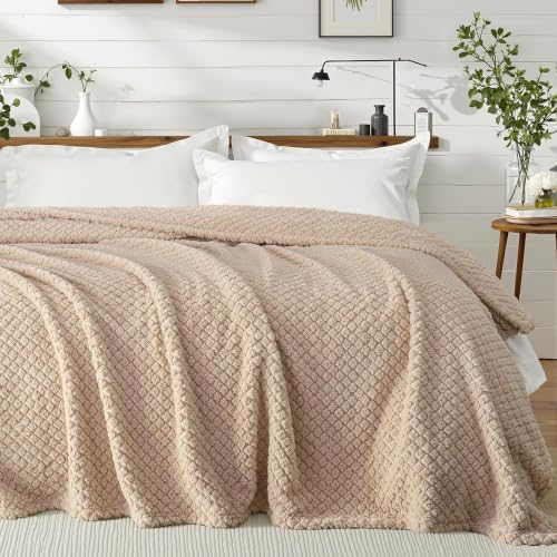 Exclusivo Mezcla Soft Fleece King Size Blanket for Bed, Camel