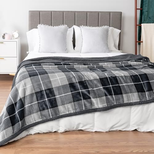 PAVILIA Twin Plaid Sherpa Throw Blanket for Couch Sofa Bed Dark Grey