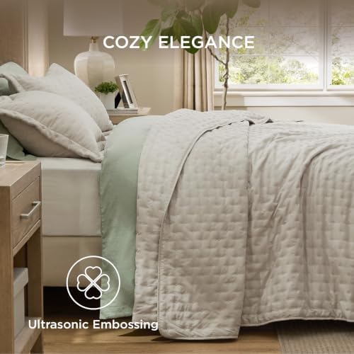 Bedsure King Size Quilt Bedspread, Thin Comforter, Oatmeal Coverlet