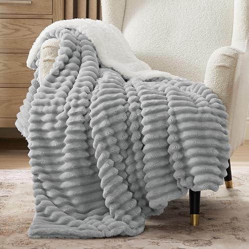 Bedsure Soft Sherpa Blanket Fluffy Throw Grey 50"x60"