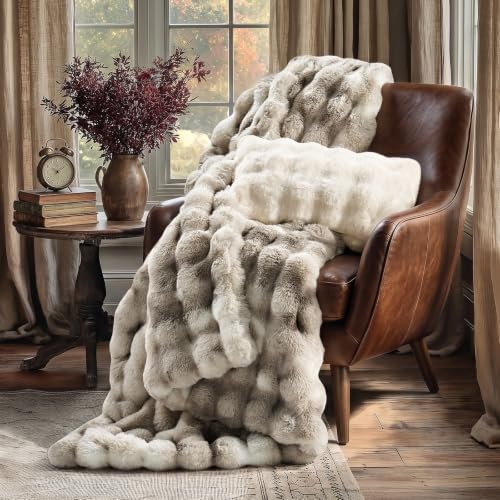 EverGrace Double-Sided Bubble Faux Fur Throw Blanket, 60"x80", Light