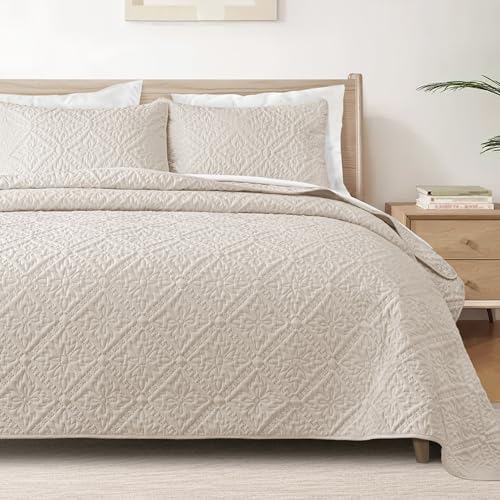 Exclusivo Mezcla King Quilt Set, Beige Cream